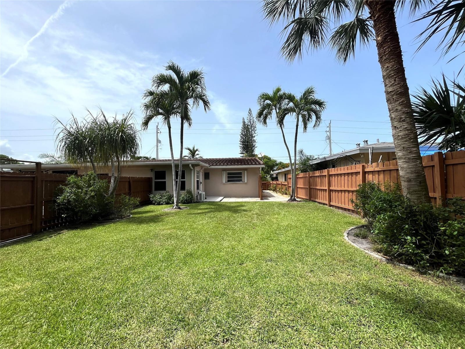 1644 NE 33rd Street, Oakland Park, FL 33334 photo 22