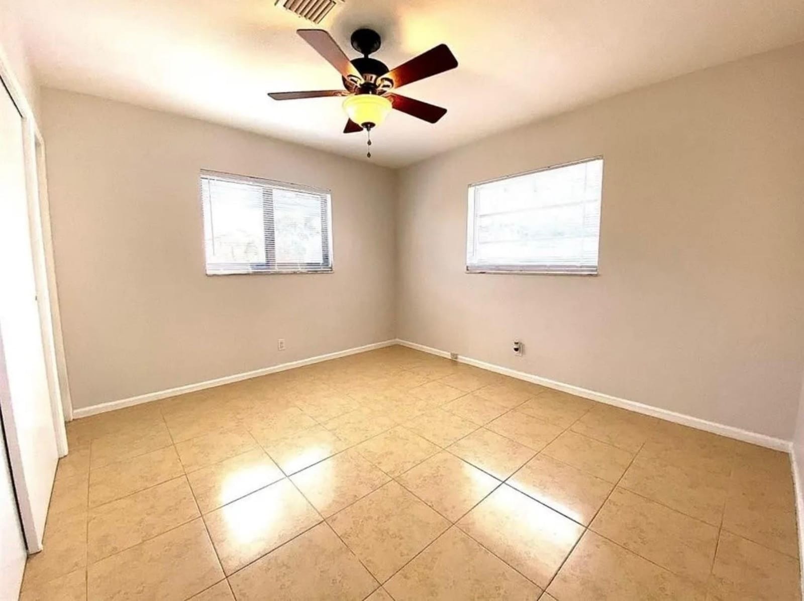 1644 NE 33rd Street, Oakland Park, FL 33334 photo 28