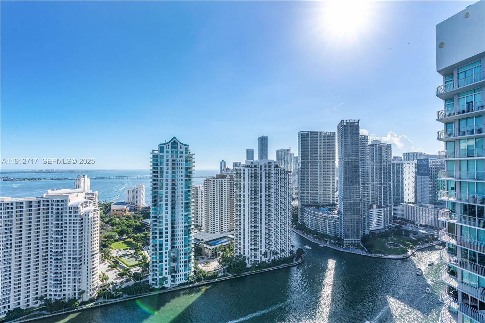 335 S Biscayne Boulevard 4105 — photo 4