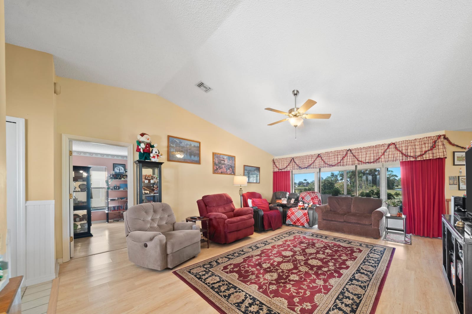 4204 Redwood Drive — photo 12