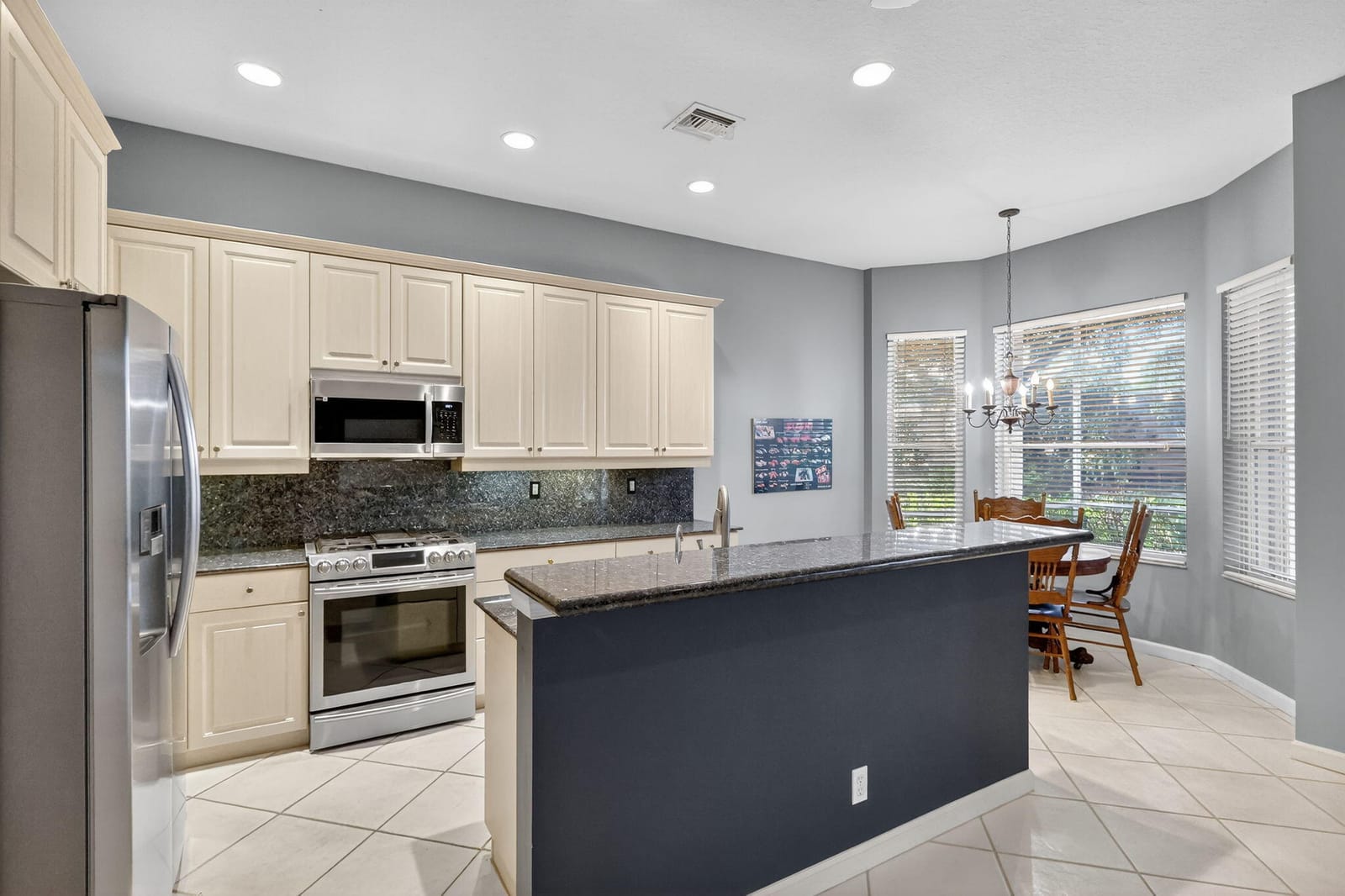 302 NW Toscane Trail — photo 9
