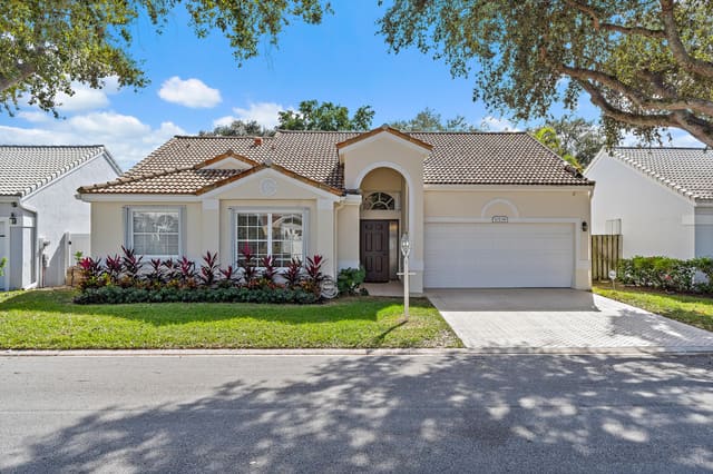 10138 Caoba Street, Palm Beach Gardens, FL 33410