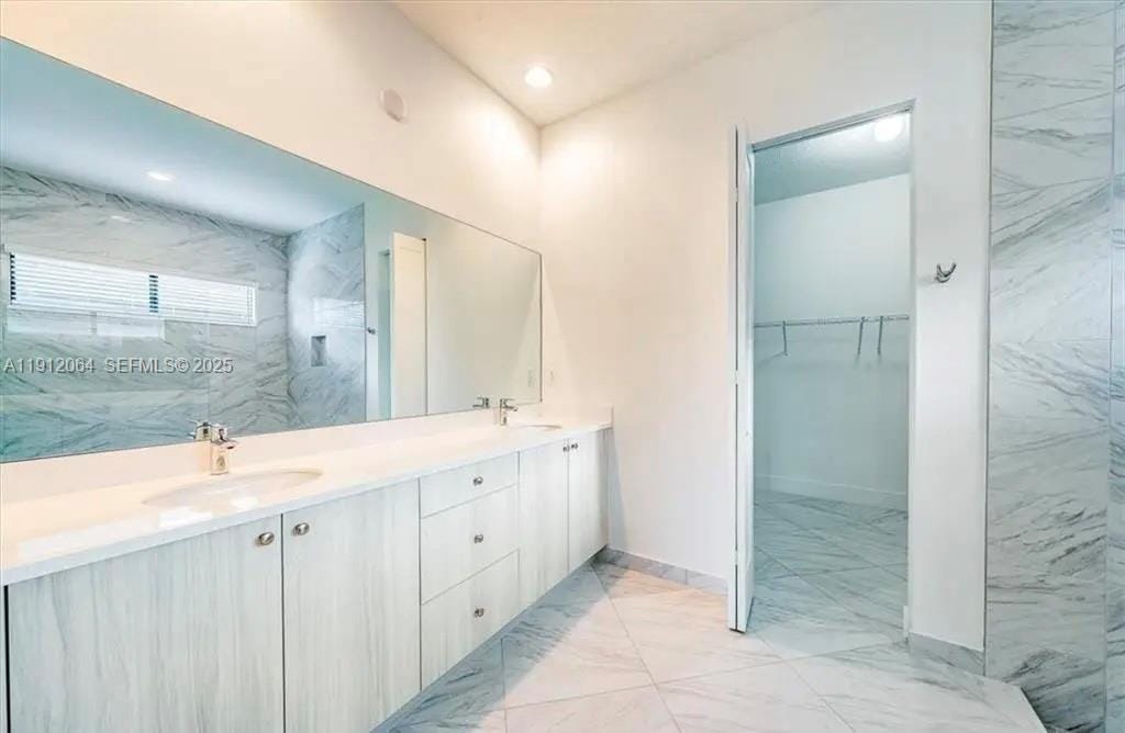 5048 Gambero Way — photo 7