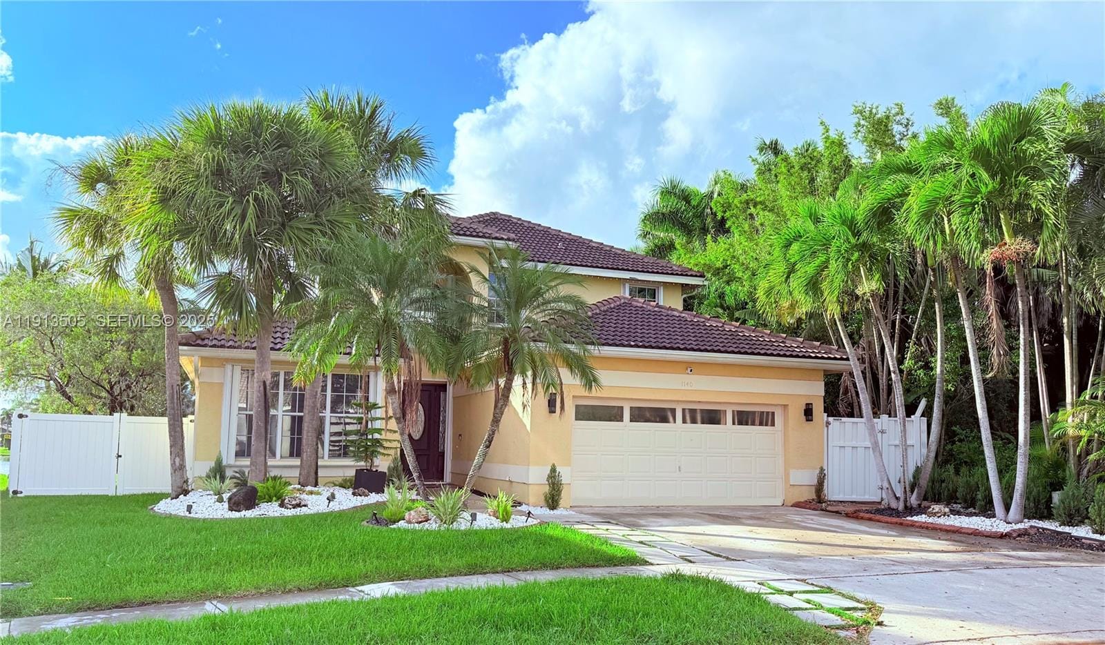 1140 NW 184th Place, Pembroke Pines, FL 33029