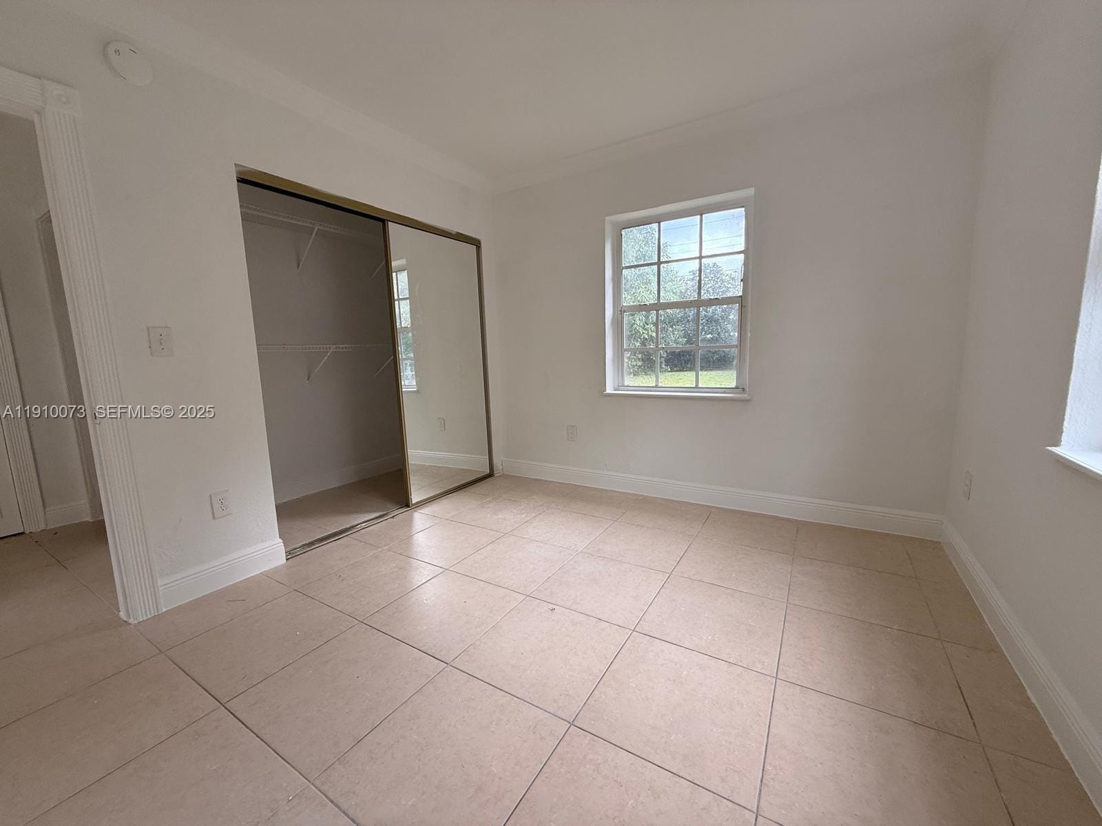 9 Miami Gardens Road, West Park, FL 33023 photo 7