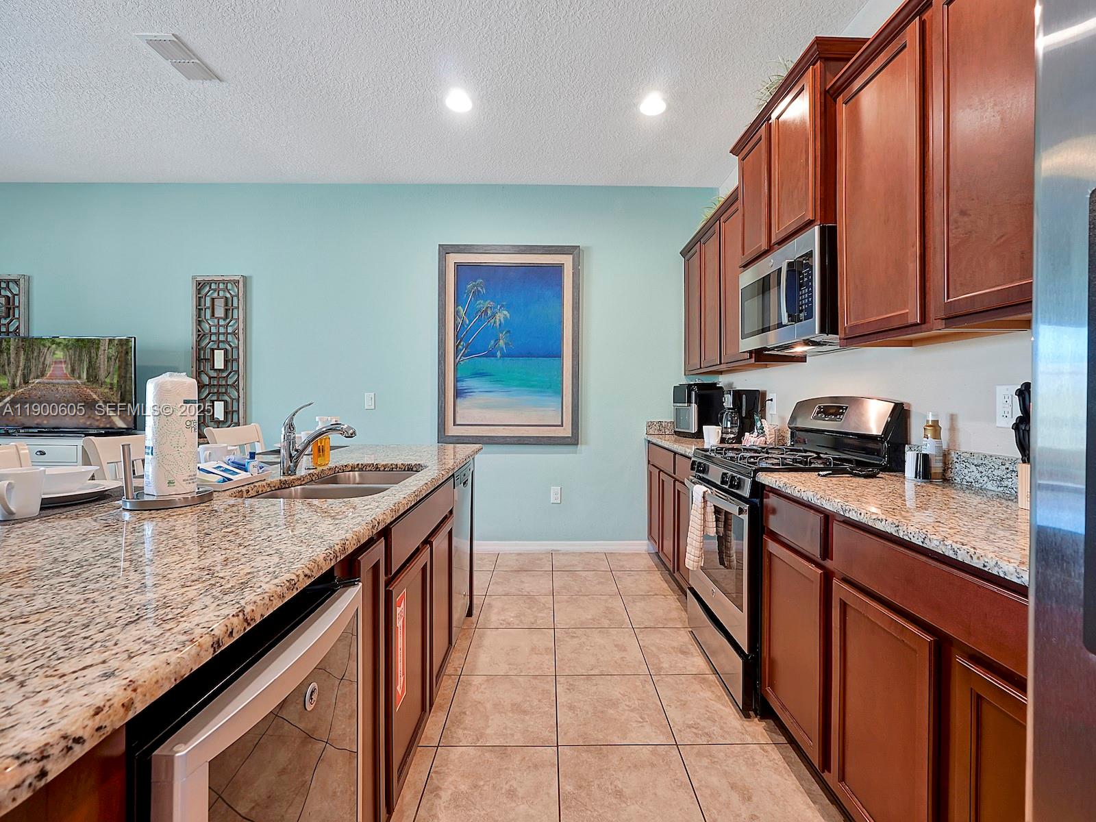 4635 Terrasonesta Drive, Davenport, FL 33837 photo 14