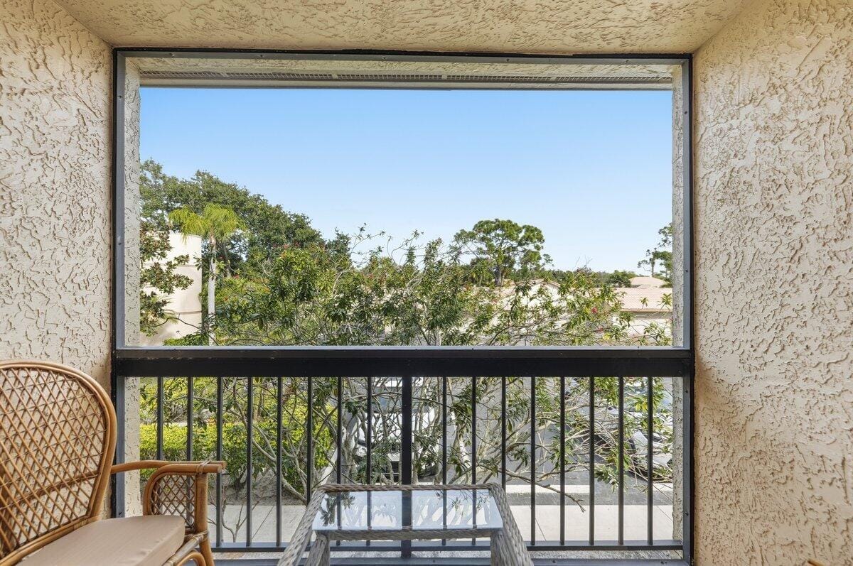 9430 Meadowood Drive 205, Fort Pierce, FL 34951 photo 26