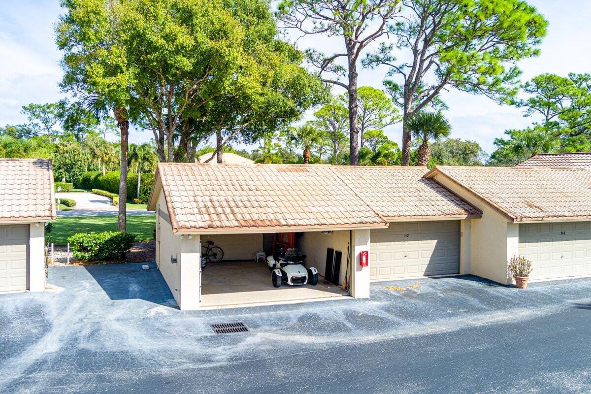 9430 Meadowood Drive 205, Fort Pierce, FL 34951 photo 30