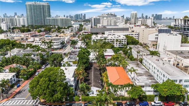 1610 Michigan Avenue 7, Miami Beach, FL 33139