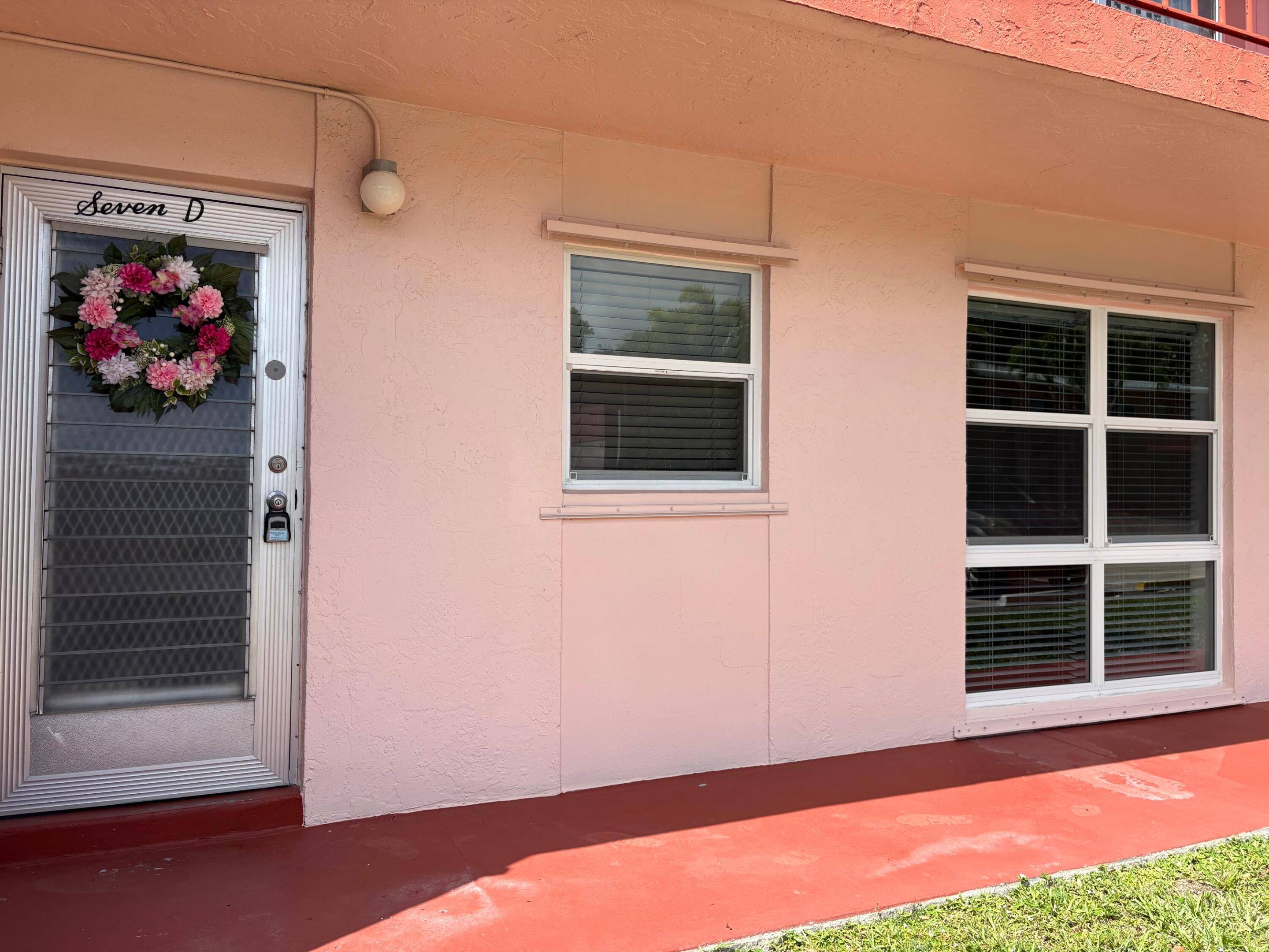 7 Golfs Edge D, West Palm Beach, FL 33417, West Palm Beach