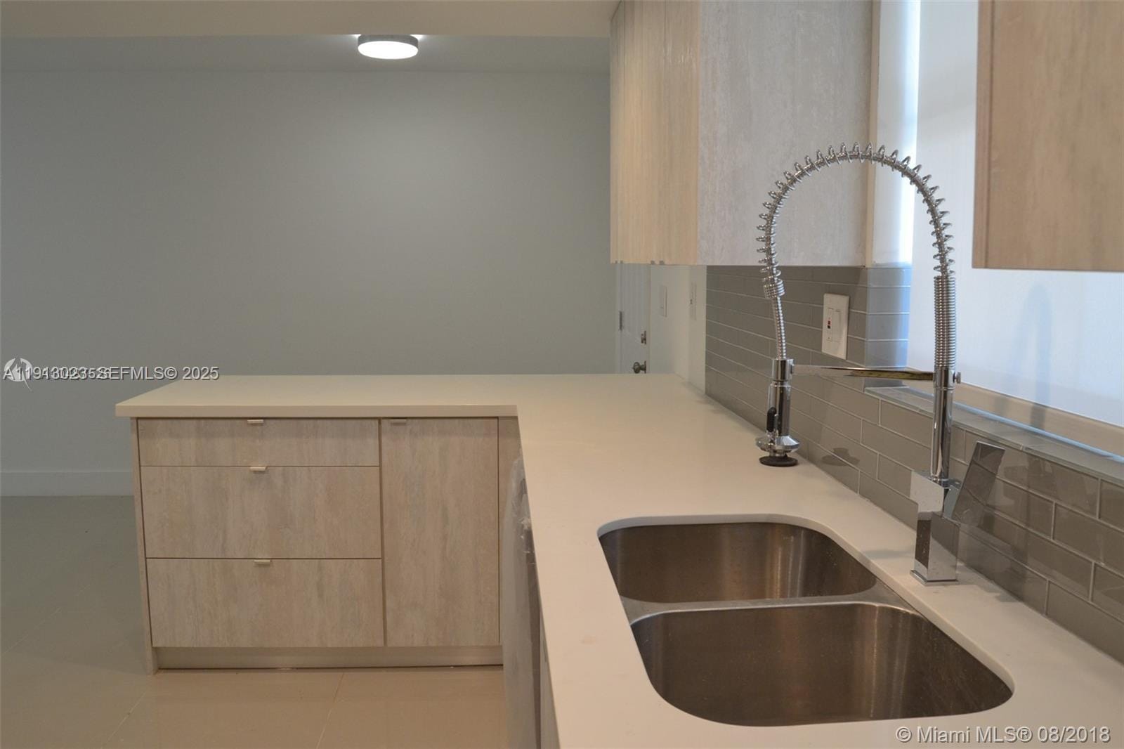 9375 Fontainebleau Boulevard L122 — photo 7