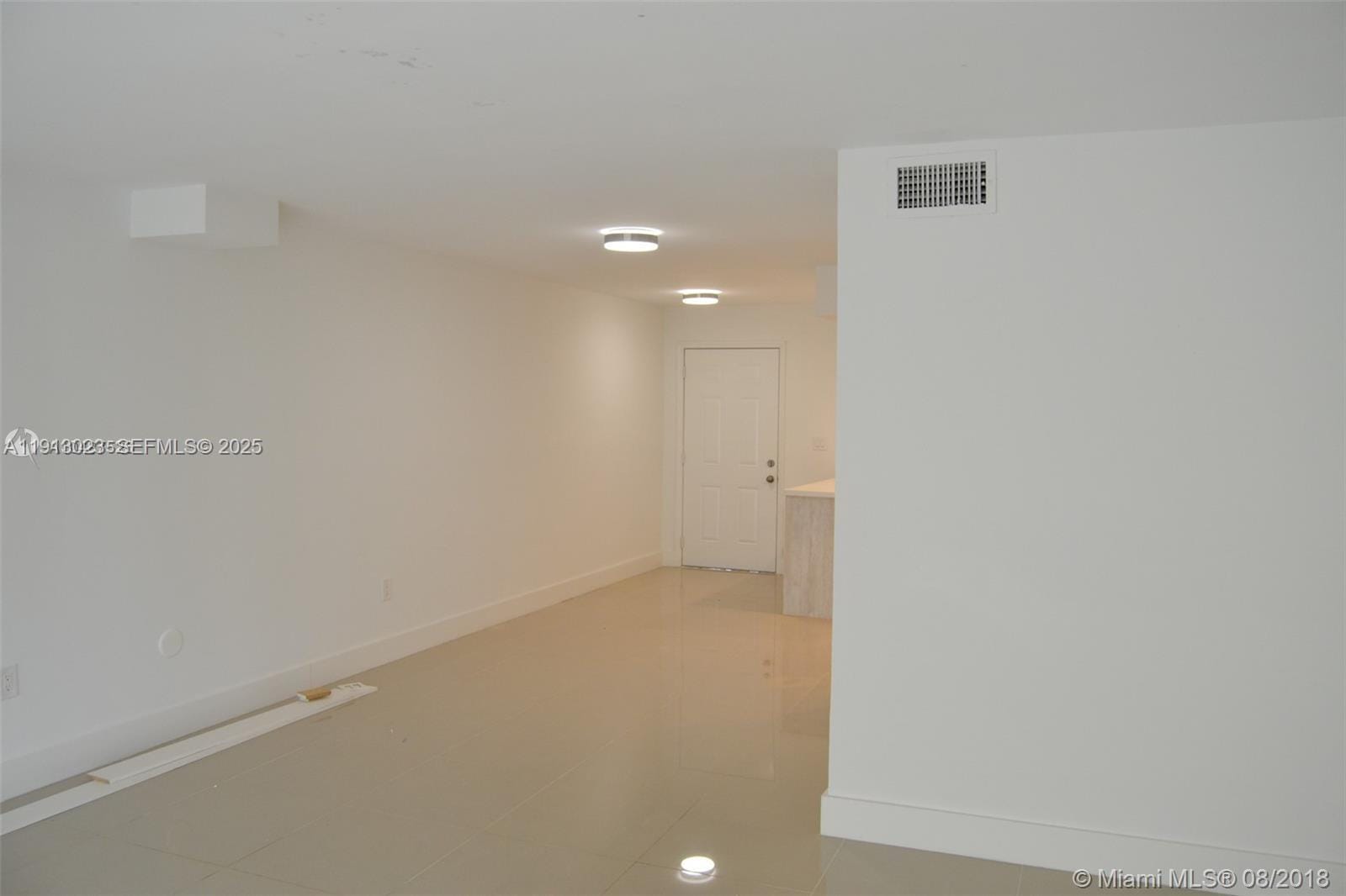 9375 Fontainebleau Boulevard L122 — photo 9