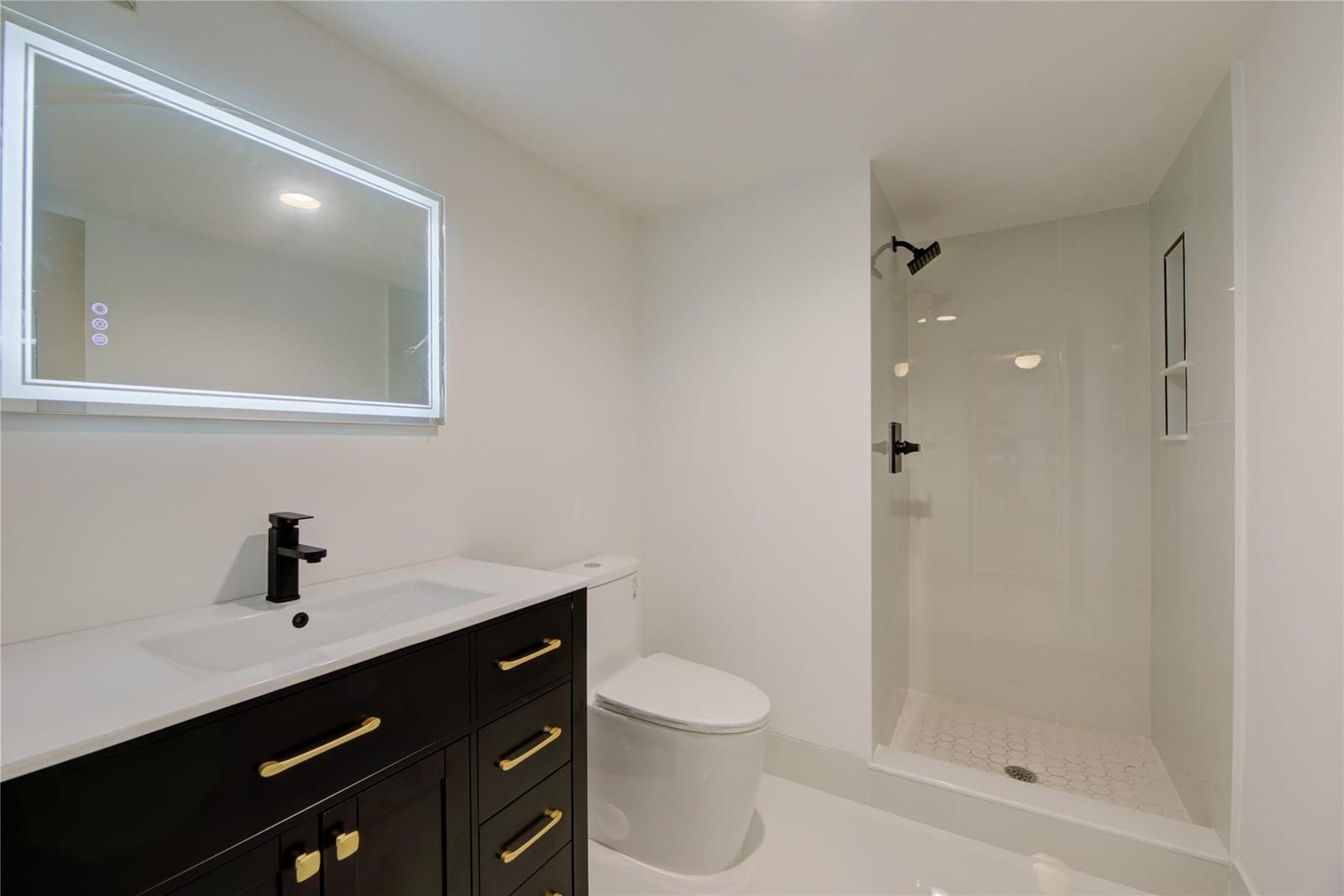 427 Golden Isles Drive 14B — photo 12