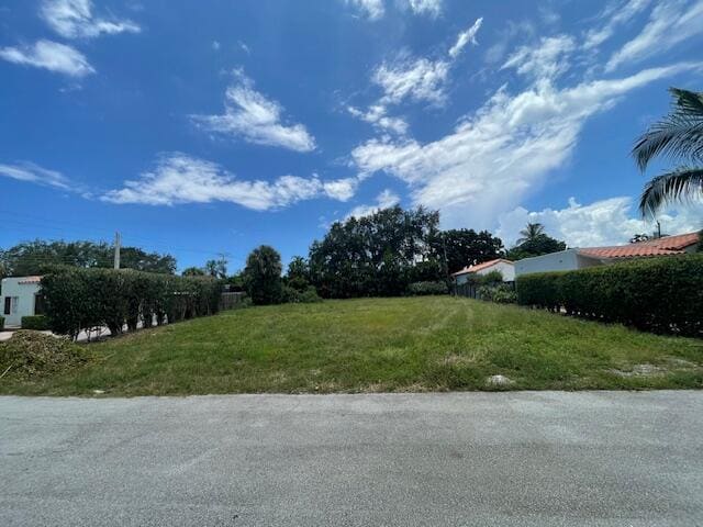 218 NW 8th Street, sold in Spanish Village, Boca Raton, FL