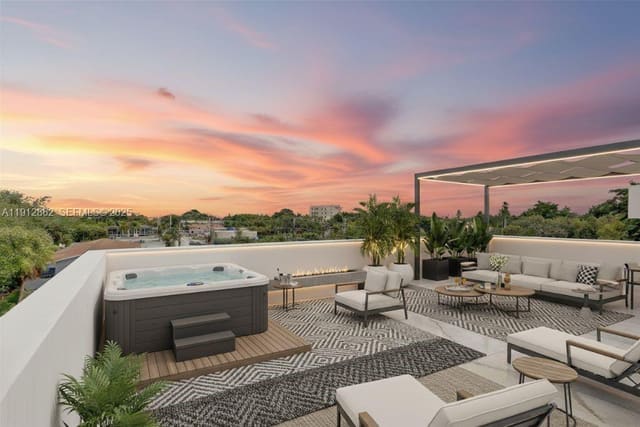 515 NE 61st Street, sold in Lemon City Whites, Miami, FL