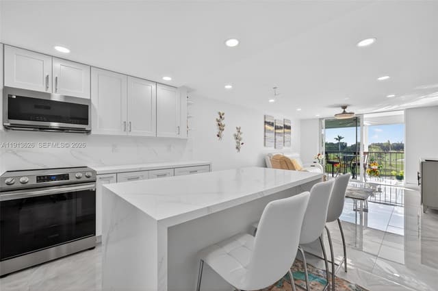 8900 Washington Boulevard 410, Pembroke Pines, FL 33025