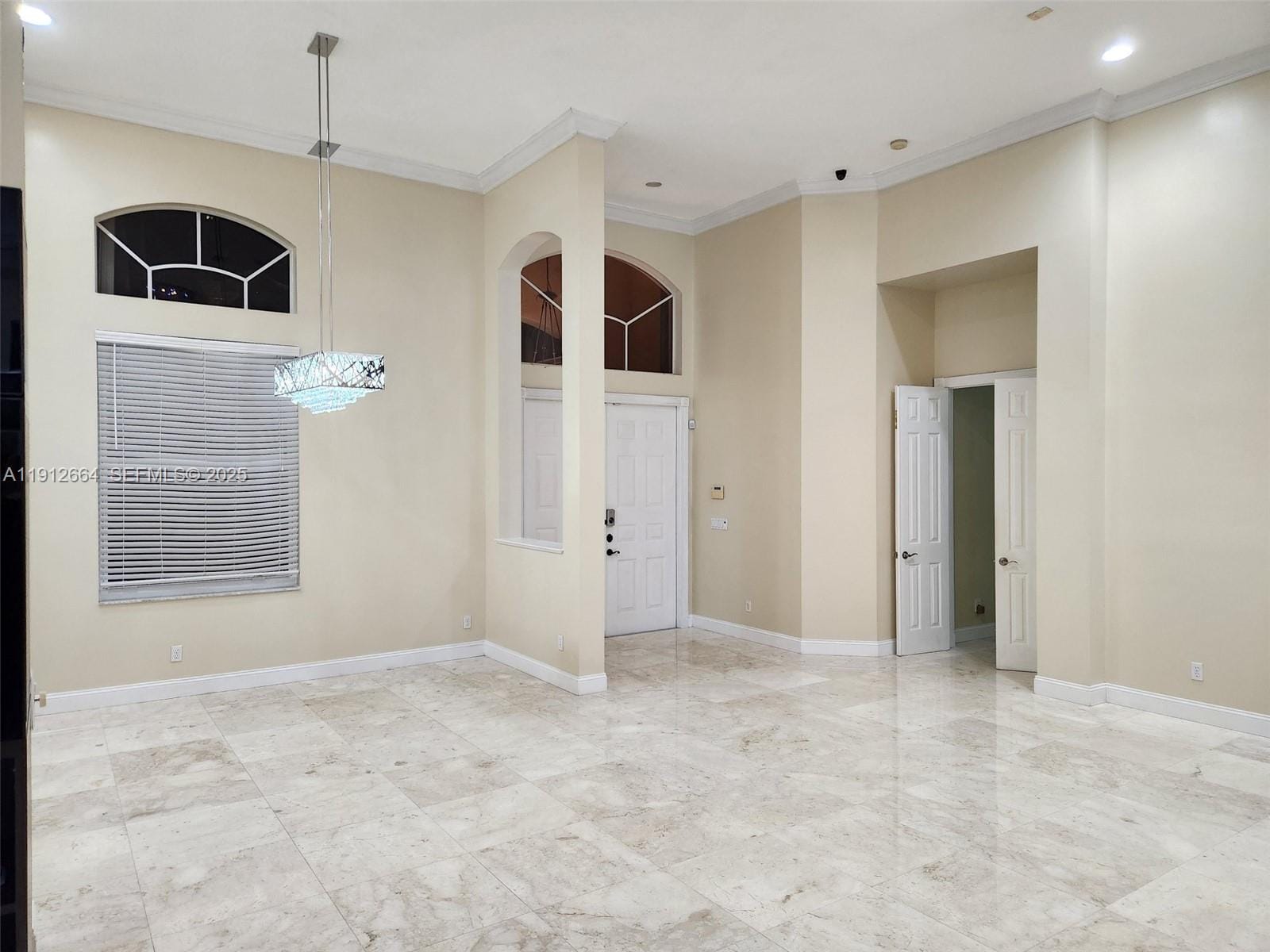 321 Windmill Palm Avenue, Plantation, FL 33324 photo 13