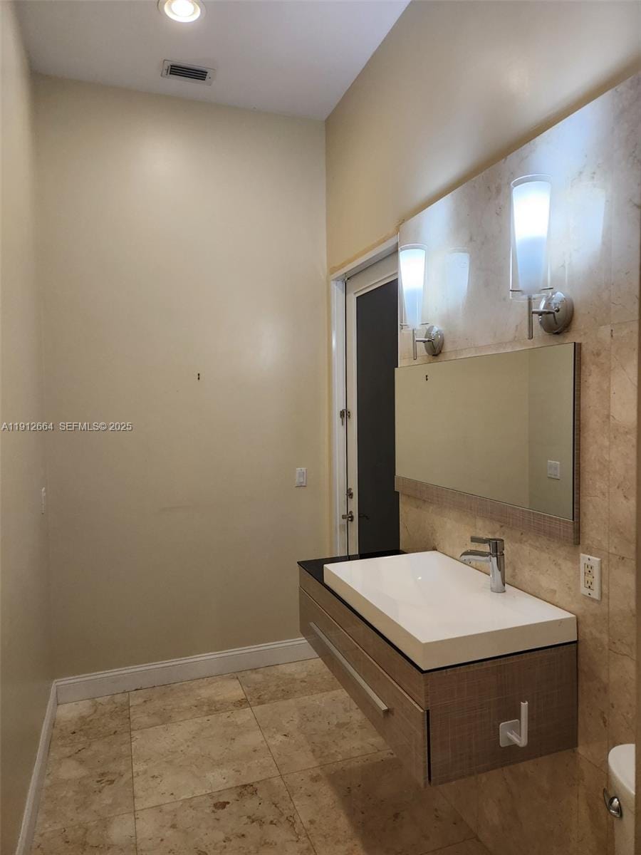 321 Windmill Palm Avenue, Plantation, FL 33324 photo 15