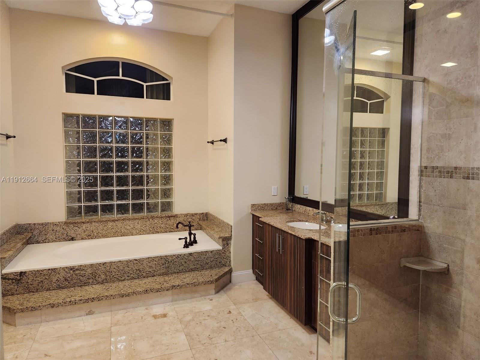 321 Windmill Palm Avenue, Plantation, FL 33324 photo 7