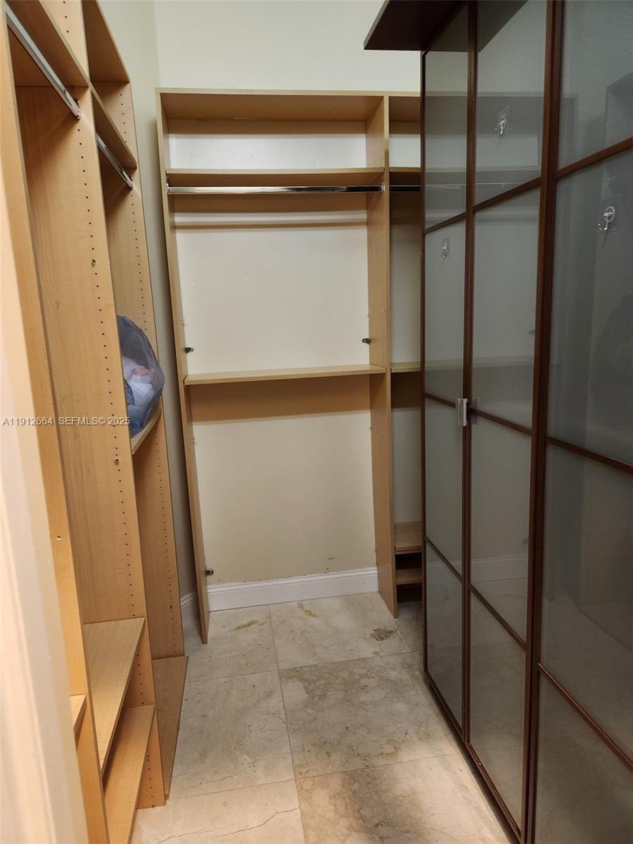 321 Windmill Palm Avenue, Plantation, FL 33324 photo 9