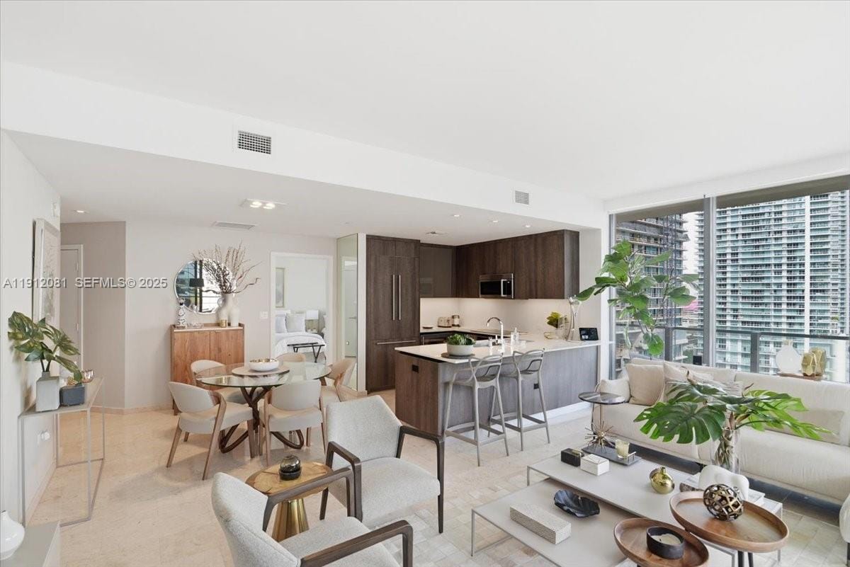 88 SW 7th Street 1111, Miami, FL 33130 photo 11