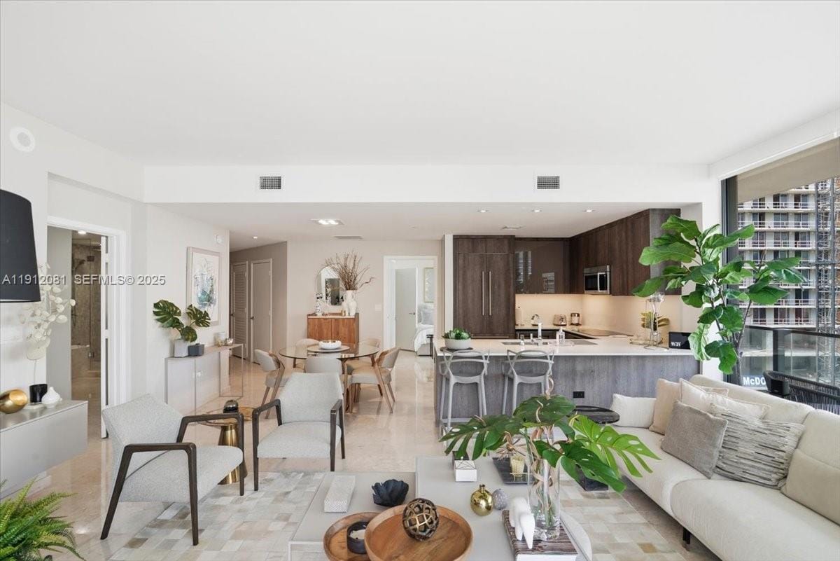 88 SW 7th Street 1111, Miami, FL 33130 photo 12