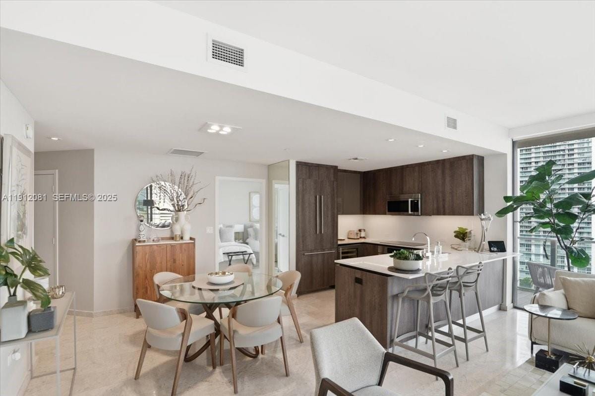 88 SW 7th Street 1111, Miami, FL 33130 photo 17