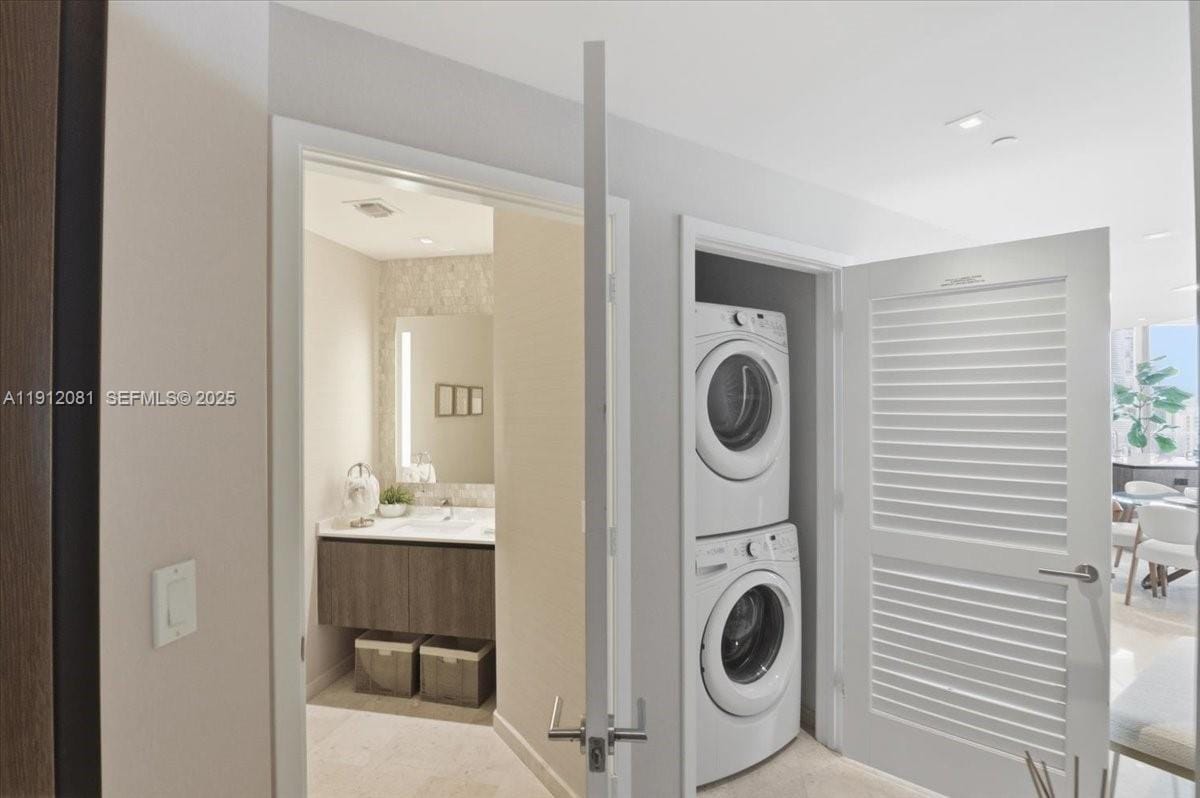 88 SW 7th Street 1111, Miami, FL 33130 photo 23
