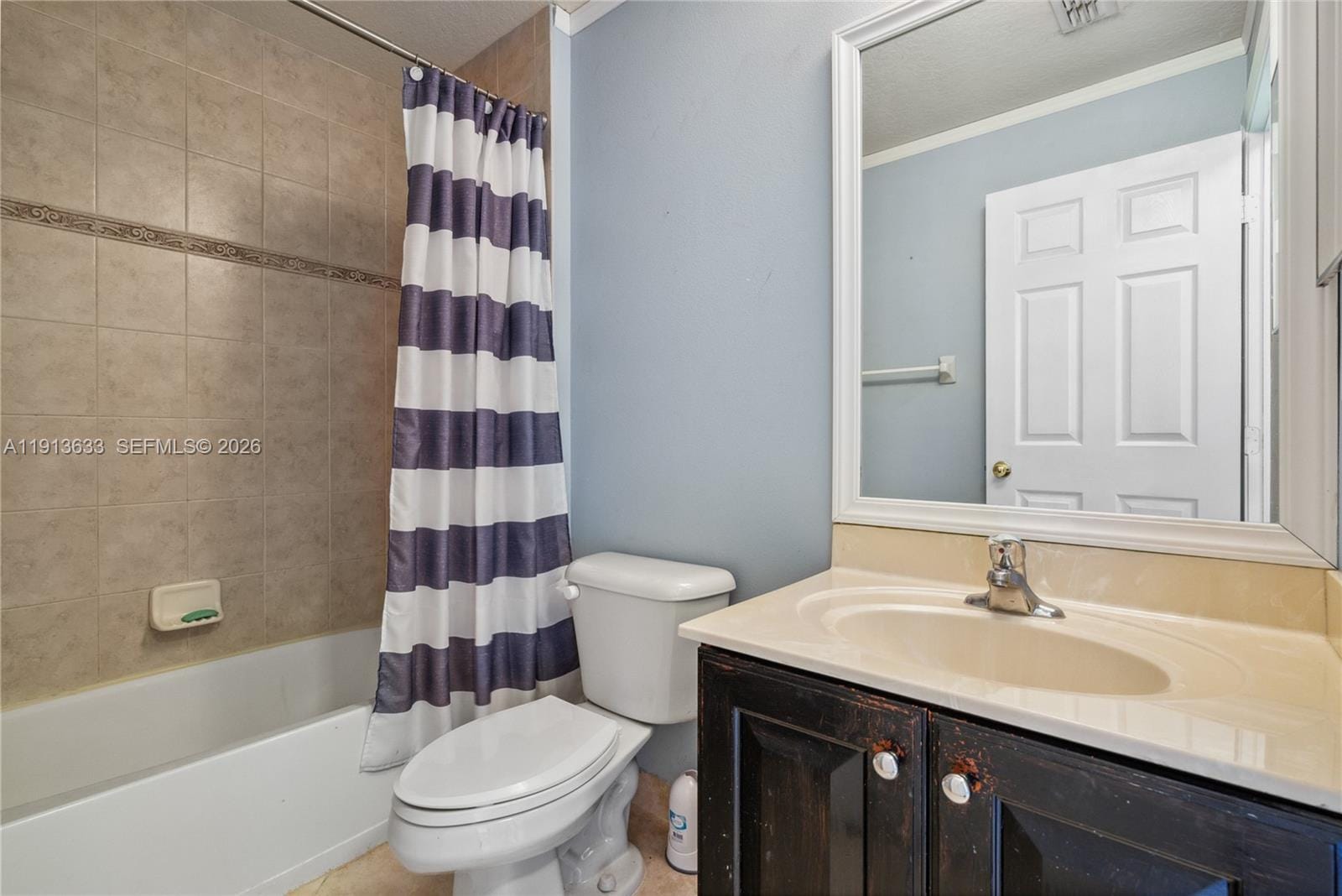 1924 SW Jamesport Drive — photo 7