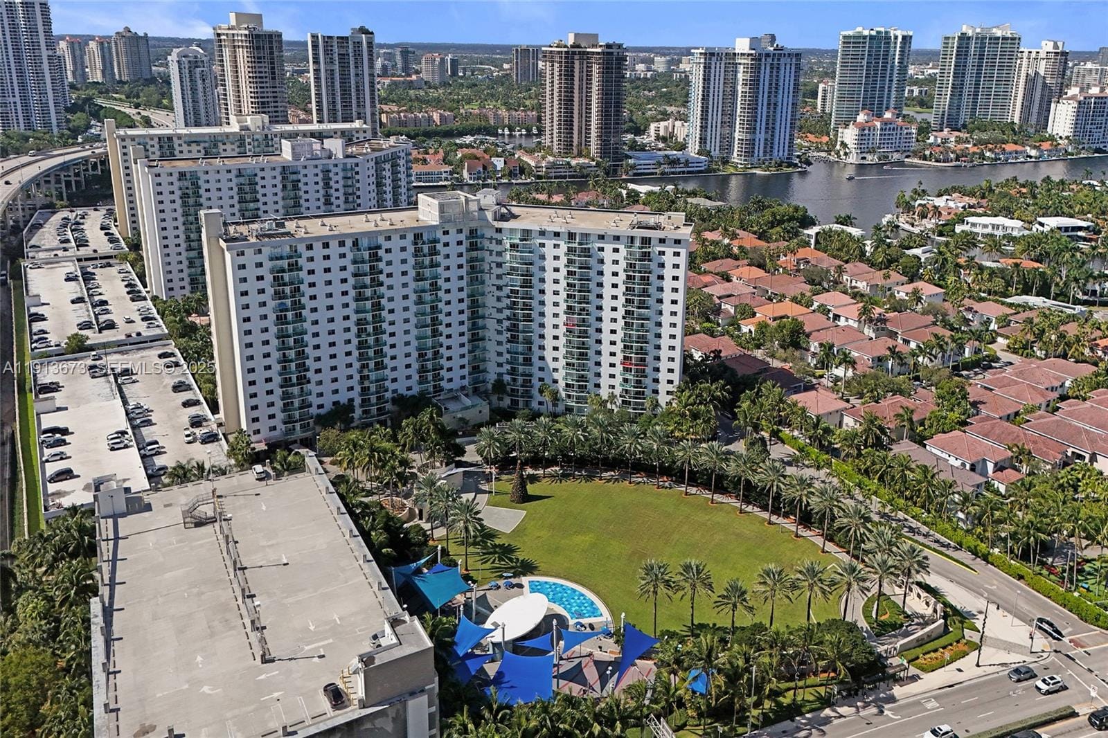 19370 Collins Avenue PH-24, Sunny Isles Beach, FL 33160 photo 25