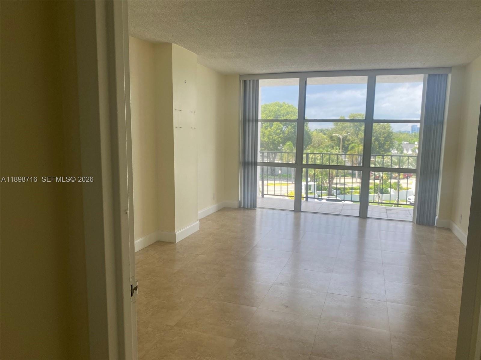 1000 Parkview Drive 427, Hallandale Beach, FL 33009 photo 15