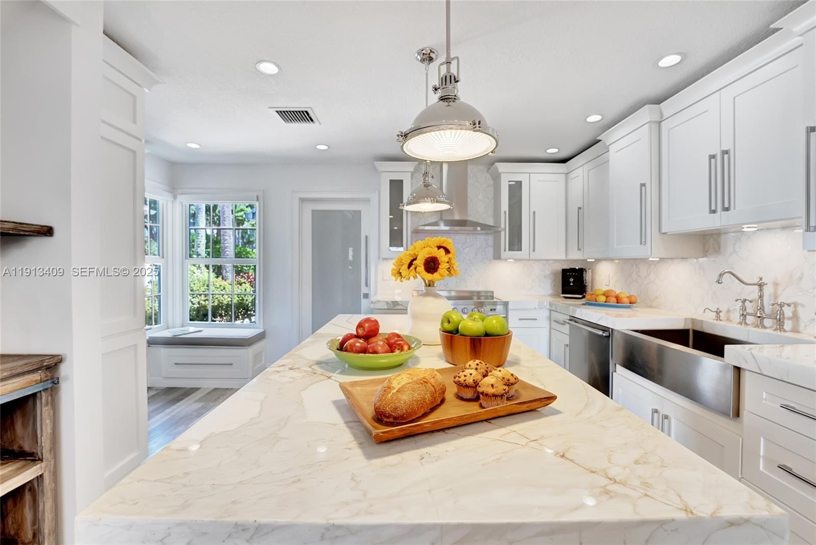 203 Ocean Dunes Circle, Jupiter, FL 33477 photo 2