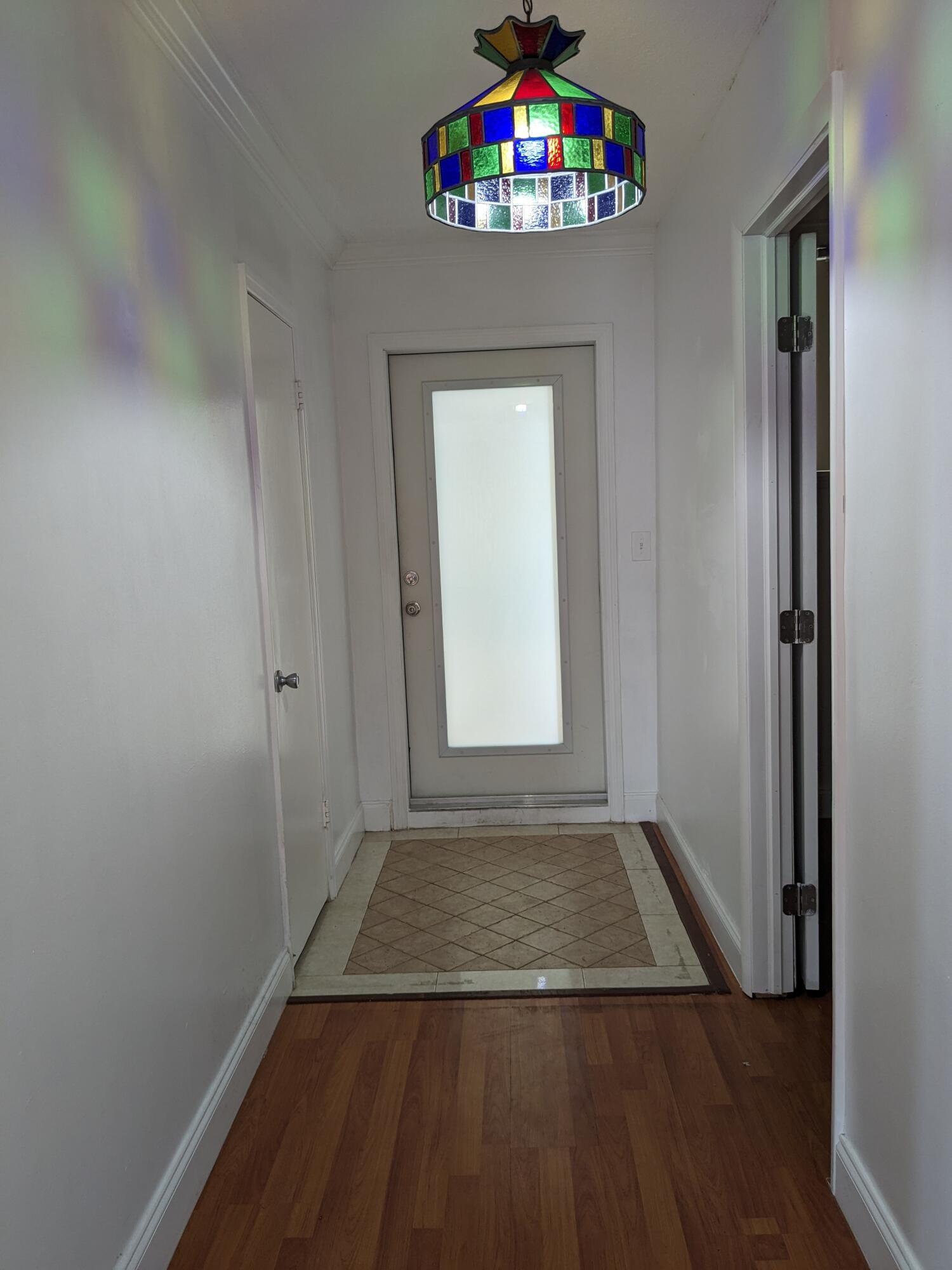 8001 N Crespi Boulevard 2c — photo 11