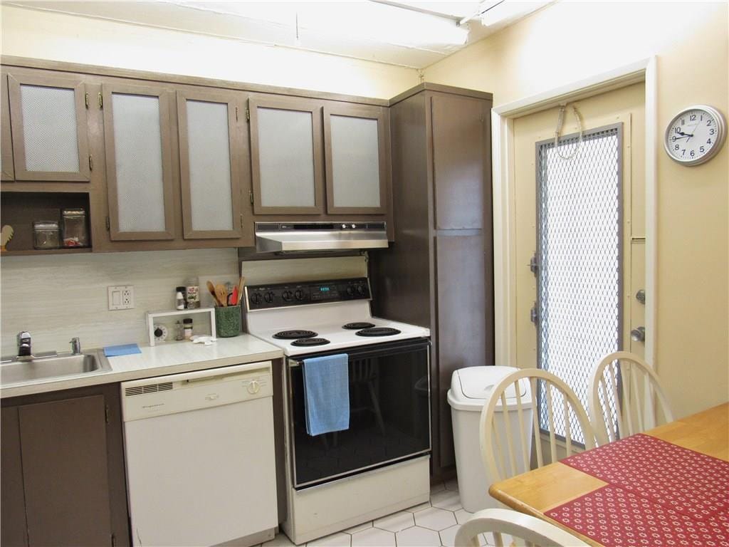 2661 S Course Drive 404 — photo 10
