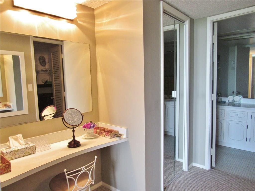 2661 S Course Drive 404 — photo 7