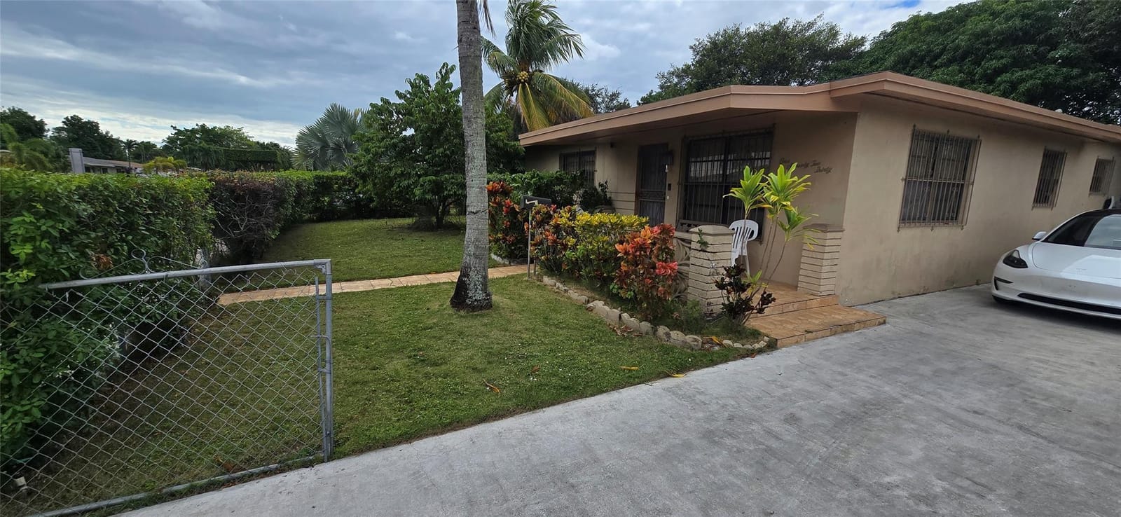 17230 NW 10th Court — photo 4