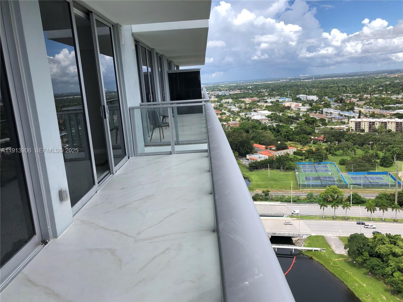 16385 Biscayne Boulevard 3003 — photo 7