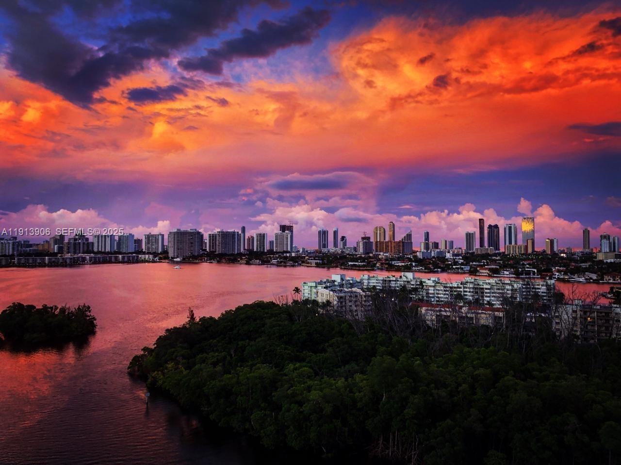 16385 Biscayne Boulevard 3003, North Miami Beach, FL 33160, North Miami Beach