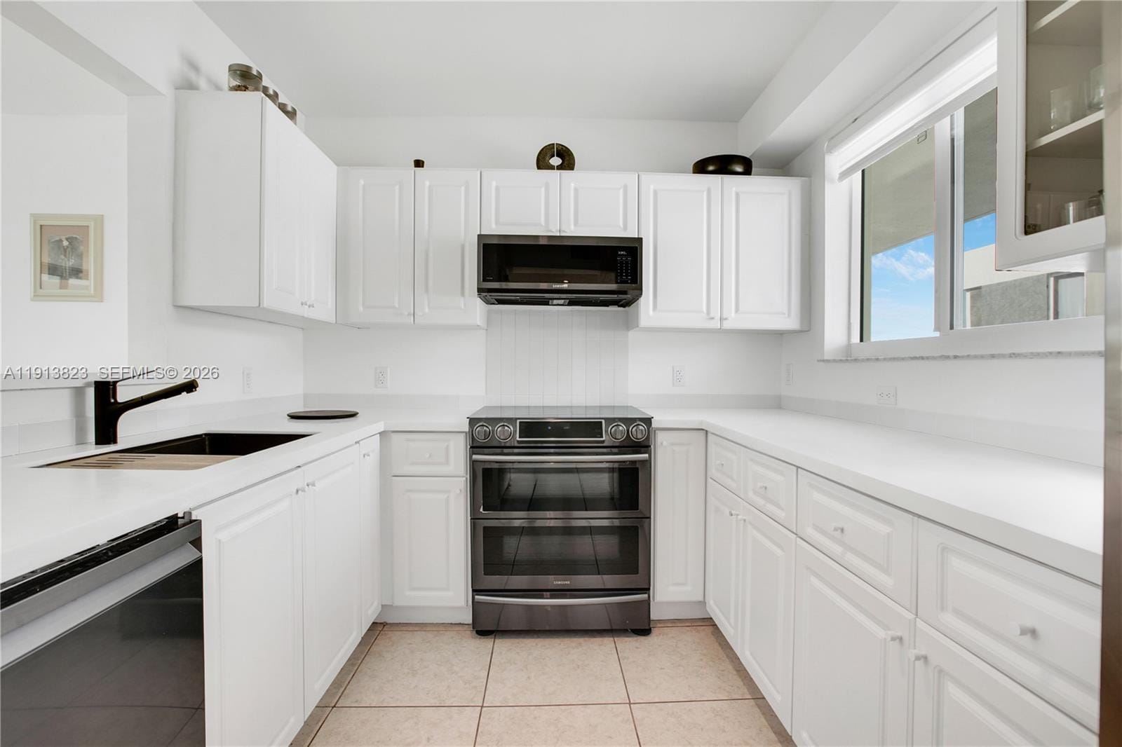 7800 Collins Avenue 502, Miami Beach, FL 33141 photo 10