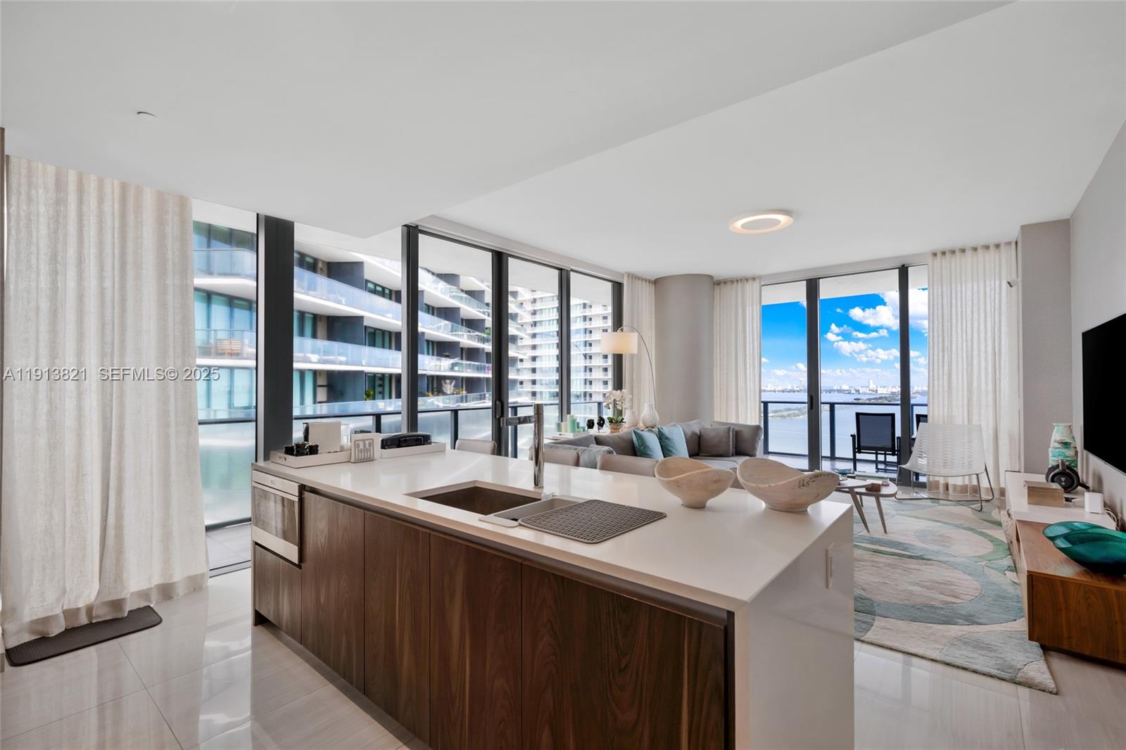 480 NE 31st Street 2807, Miami, FL 33137, Miami