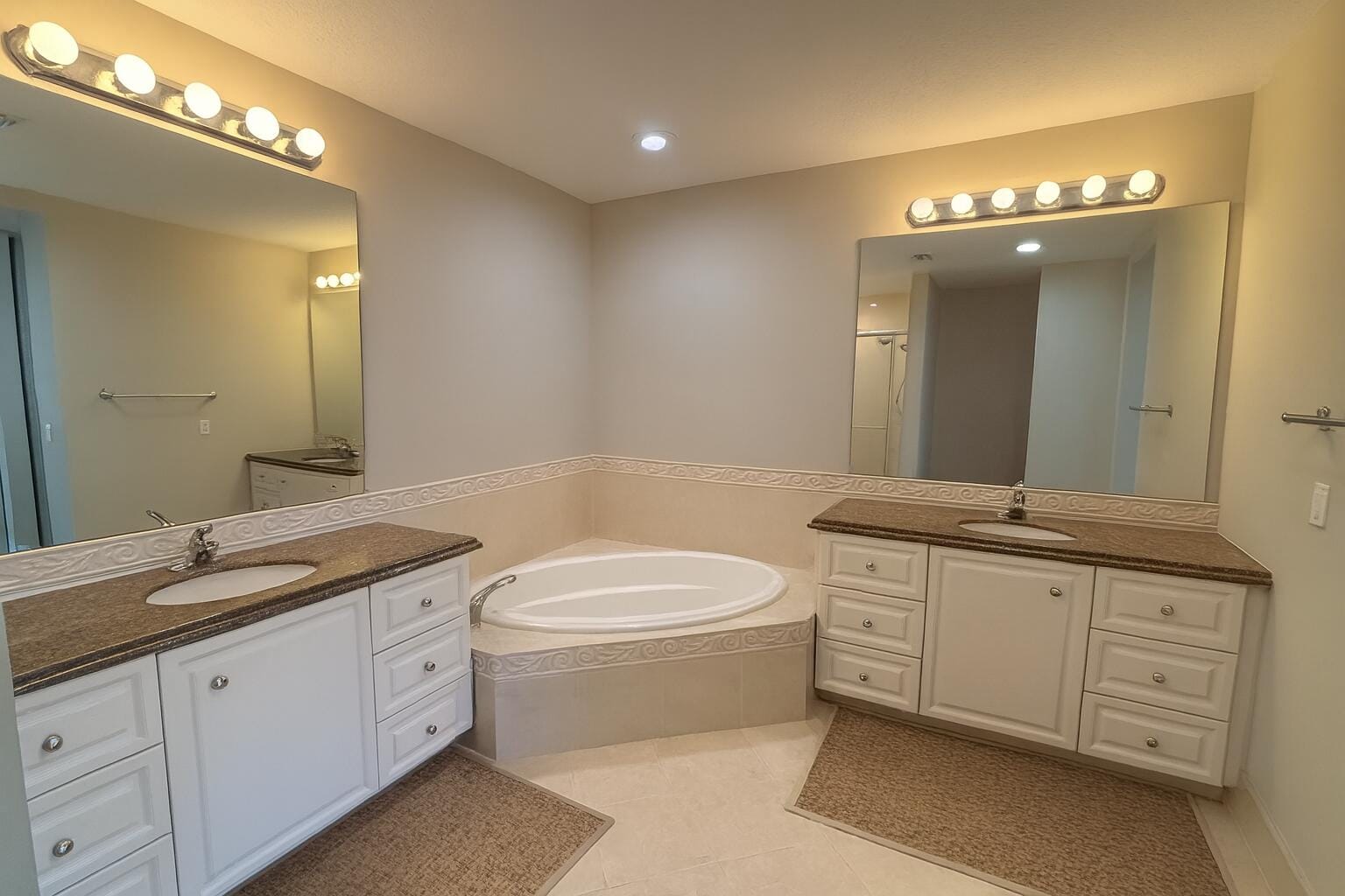 7 Harbour Isle Drive E 301, Fort Pierce, FL 34949 photo 10