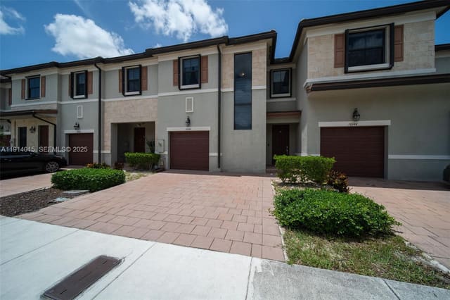 10140 W 32nd Ln., Hialeah, FL 33018