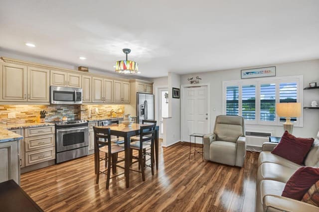 1850 S Ocean Drive 213, sold in Lake Mayan Apts Co-Op, Fort Lauderdale, FL