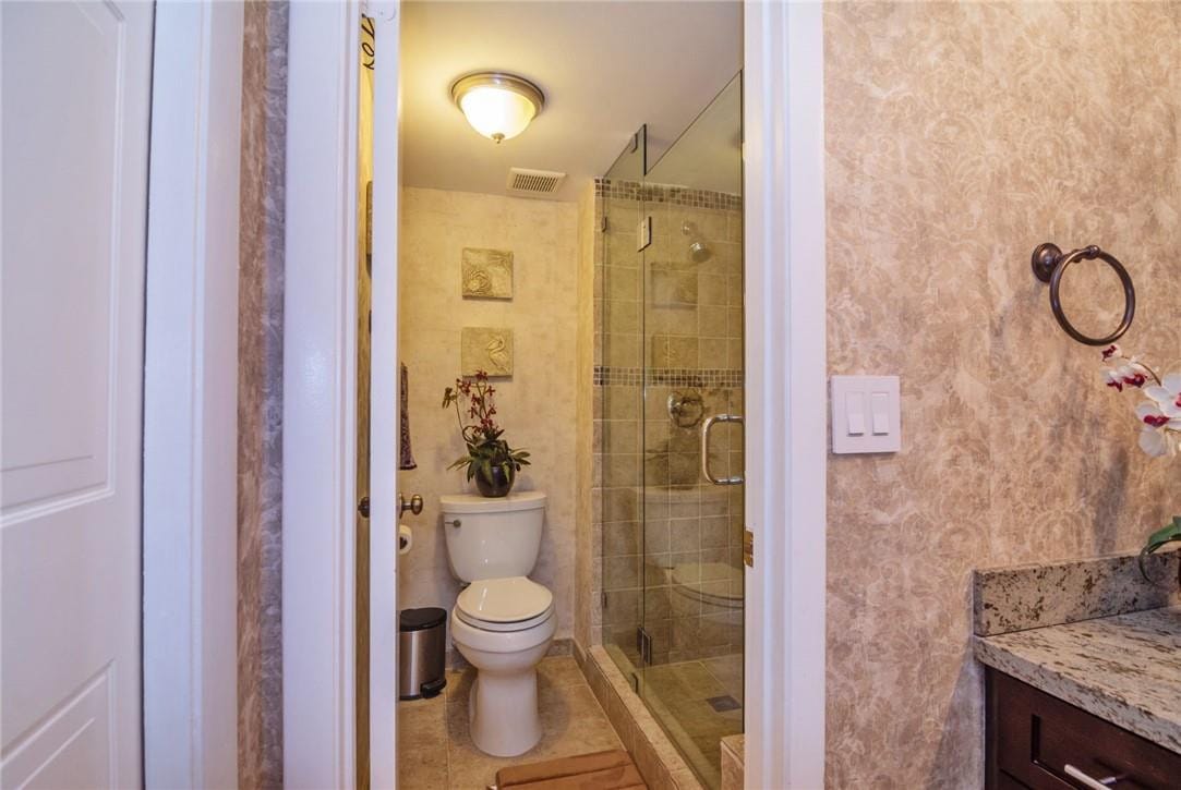 301 Lakeview Drive 204, Weston, FL 33326 photo 20