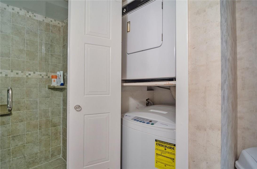 301 Lakeview Drive 204, Weston, FL 33326 photo 23