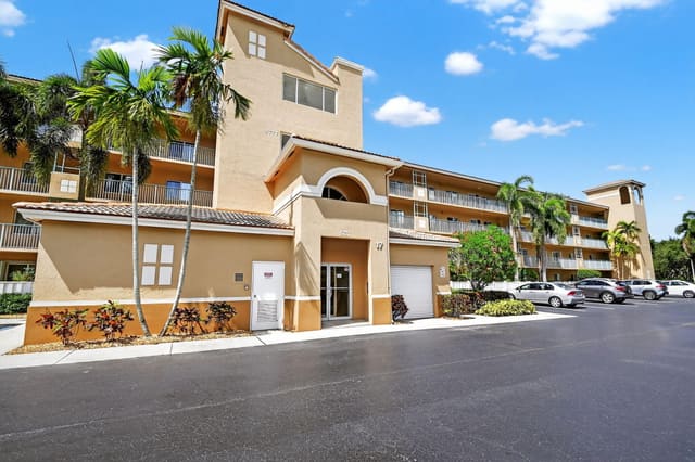 5777 Gemstone Court 407, Boynton Beach, FL 33437