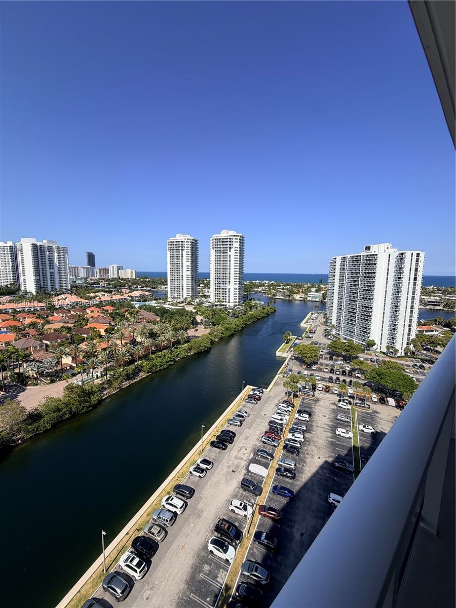 3701 N Country Club Drive 1901, Aventura, FL 33180, Aventura
