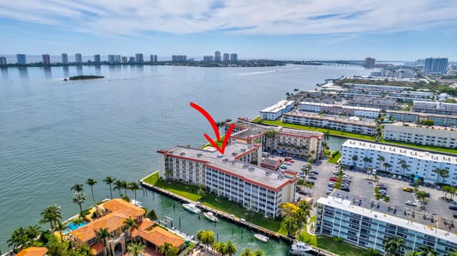105 Paradise Harbour Boulevard 109, Paradise Harbour, North Palm Beach, FL