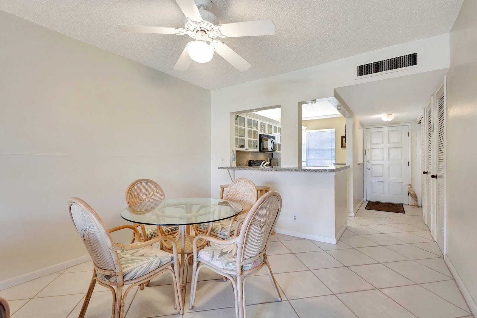 105 Paradise Harbour Boulevard 109 — photo 8