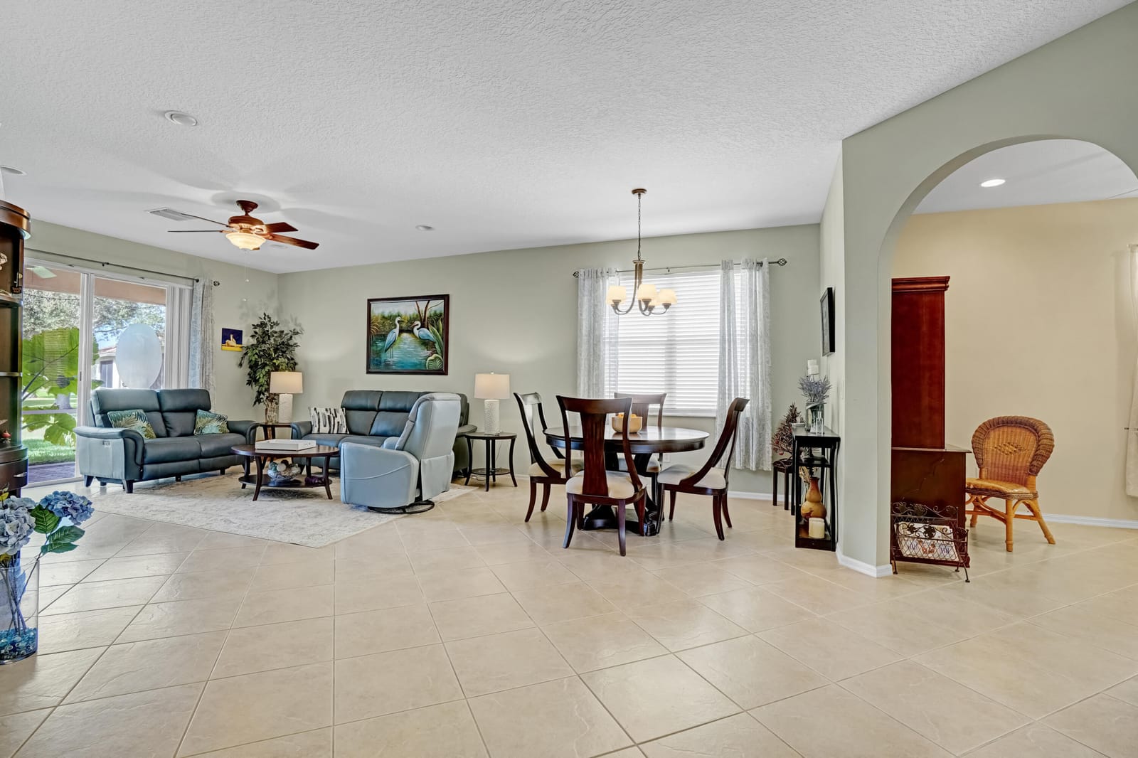 362 SW Coconut Key Way SW — photo 8